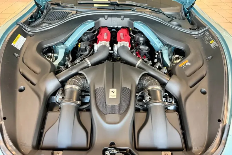 Ferrari Roma din 2024 cu 7.750 km - oferta FER230439 - foto 10