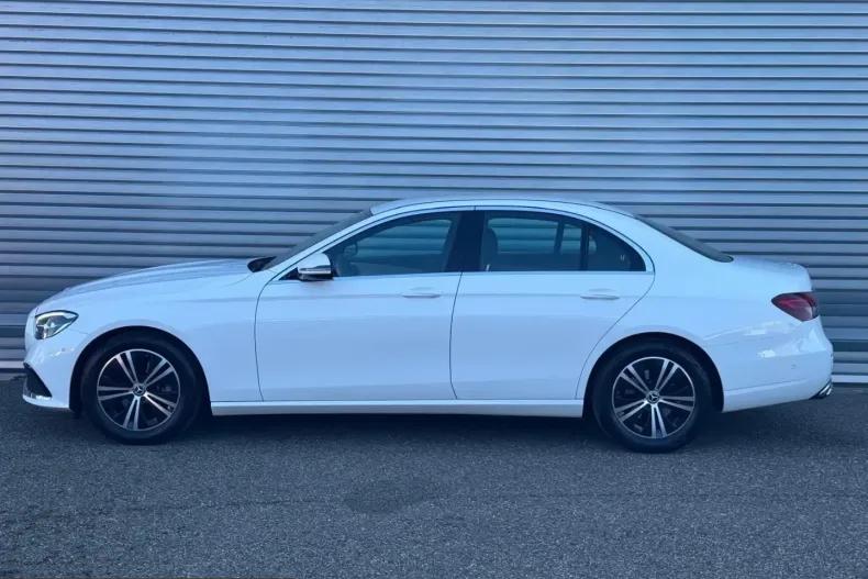 Mercedes-Benz E 220 (Clasa E) din 2022 cu 81.144 km - oferta MER230450 - foto 6