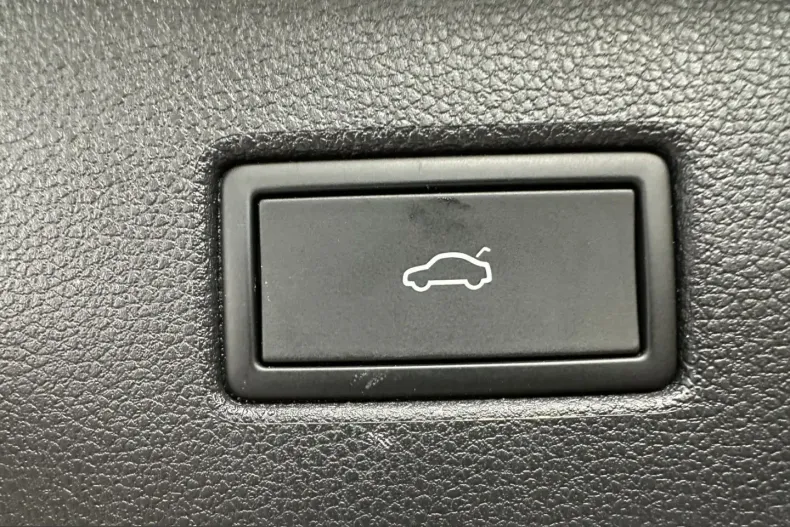 Volkswagen Tiguan din 2021 cu 72.450 km - oferta VOL230453 - foto 7