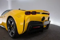 Ferrari SF90 din 2022 cu 7.300 km - oferta FER230455 - foto 6
