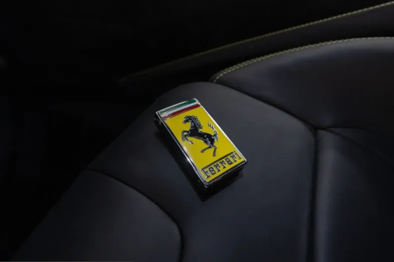 Ferrari SF90 din 2022 cu 7.300 km - oferta FER230455 - foto 33