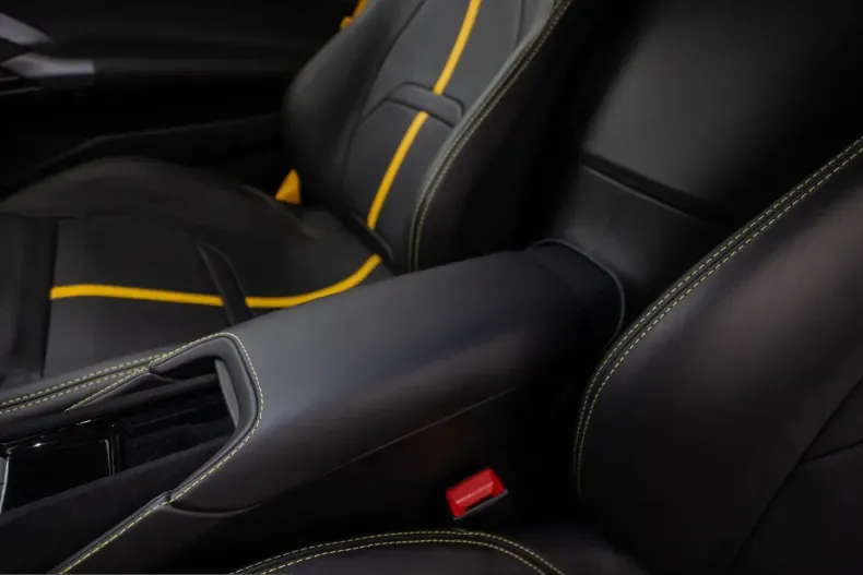 Ferrari SF90 din 2022 cu 7.300 km - oferta FER230455 - foto 39