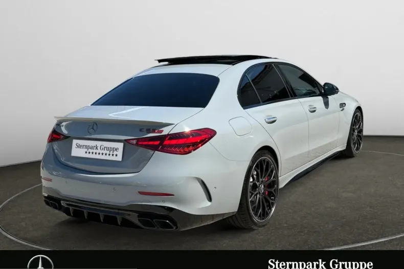 Mercedes-Benz C 63 AMG (Clasa C) din 2025 cu 20.000 km - oferta MER230457 - foto 5