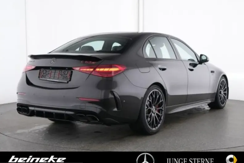 Mercedes-Benz C 63 AMG (Clasa C) din 2025 cu 15.789 km - oferta MER230460 - foto 2