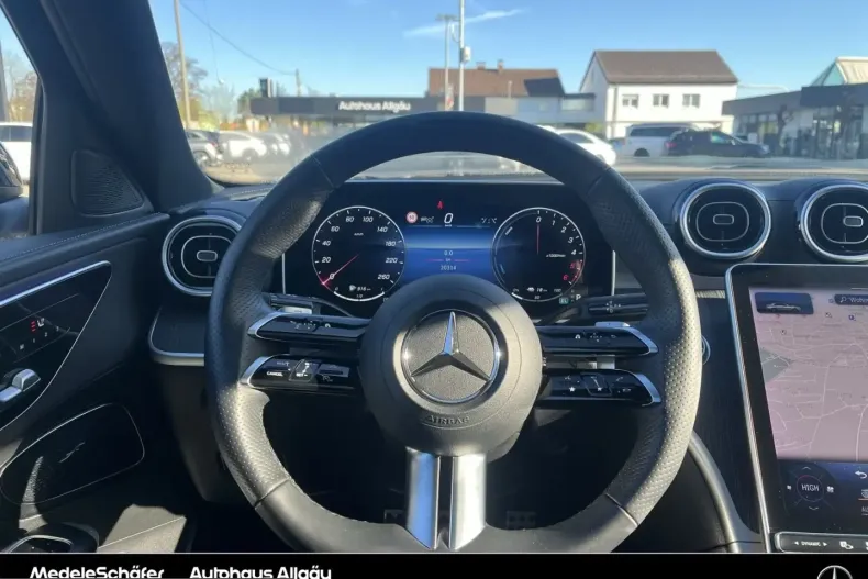 Mercedes-Benz C 300 (Clasa C) din 2024 cu 20.350 km - oferta MER230462 - foto 11