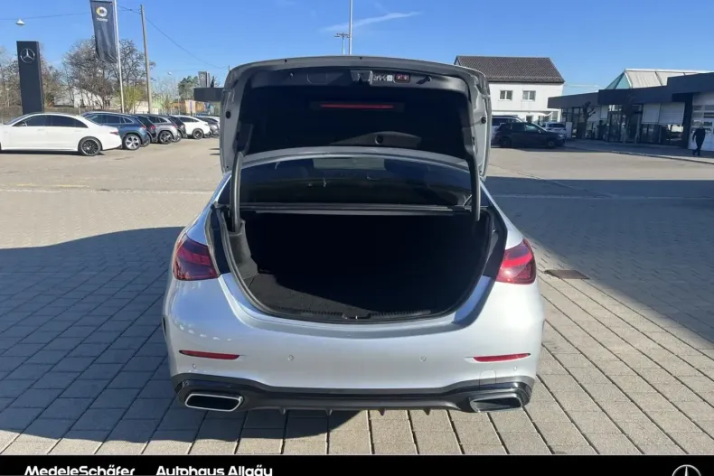 Mercedes-Benz C 300 (Clasa C) din 2024 cu 20.350 km - oferta MER230462 - foto 17