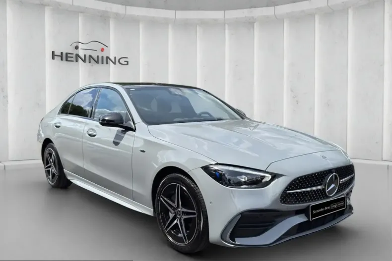 Mercedes-Benz C 300 (Clasa C) din 2025 cu 15.868 km - oferta MER230464 - foto 1
