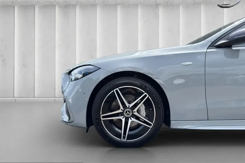 Mercedes-Benz C 300 (Clasa C) din 2025 cu 15.868 km - oferta MER230464 - foto 17
