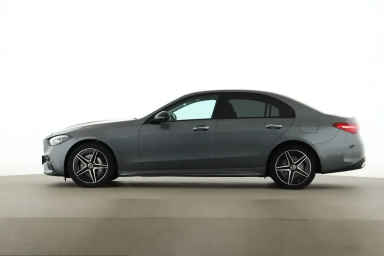 Mercedes-Benz C 300 (Clasa C) din 2025 cu 25.600 km - oferta MER230466 - foto 3