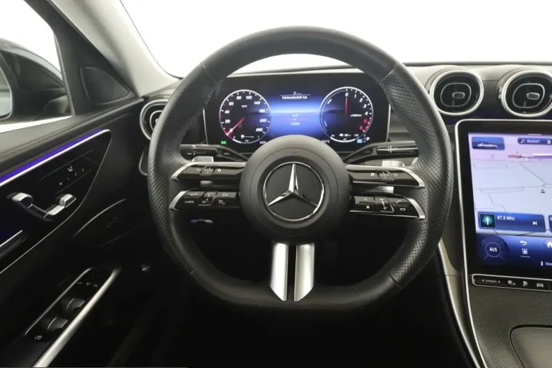 Mercedes-Benz C 300 (Clasa C) din 2025 cu 25.600 km - oferta MER230466 - foto 11
