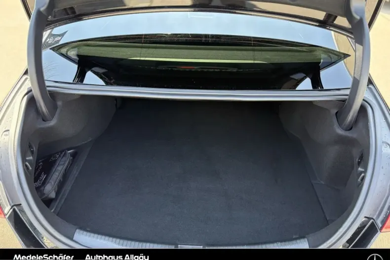 Mercedes-Benz C 300 (Clasa C) din 2024 cu 17.700 km - oferta MER230467 - foto 5