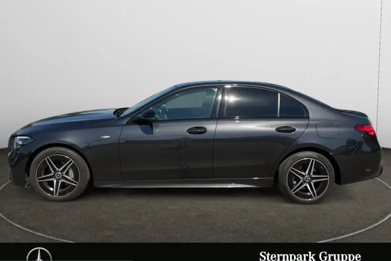 Mercedes-Benz C 300 (Clasa C) din 2025 cu 9.800 km - oferta MER230471 - foto 2