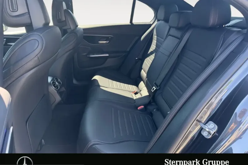 Mercedes-Benz C 300 (Clasa C) din 2025 cu 9.800 km - oferta MER230471 - foto 13