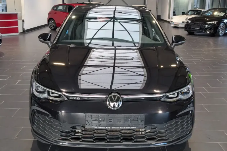 Volkswagen Golf din 2022 cu 67.000 km - oferta VOL230474 - foto 3
