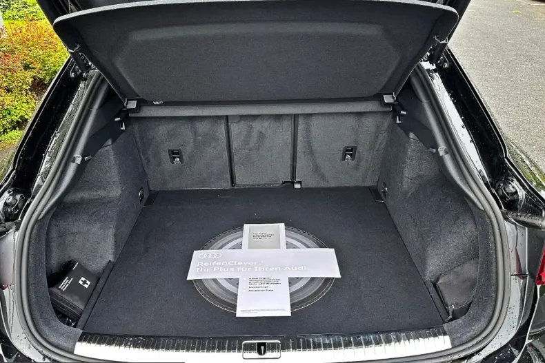 Audi Q3 din 2024 cu 14.790 km - oferta AUD230481 - foto 29