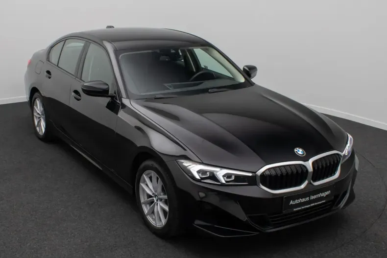 BMW 318i (Seria 3) din 2024 cu 42.329 km - oferta BMW230482 - foto 3