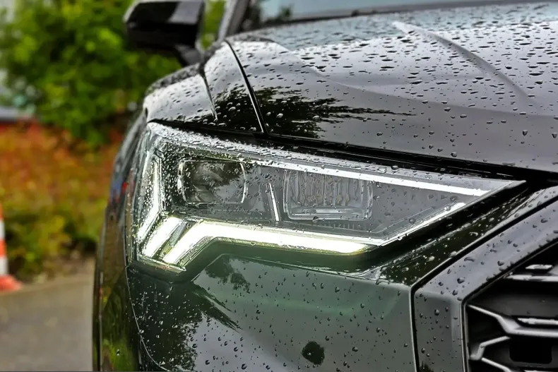Audi Q3 din 2024 cu 11.250 km - oferta AUD230485 - foto 7