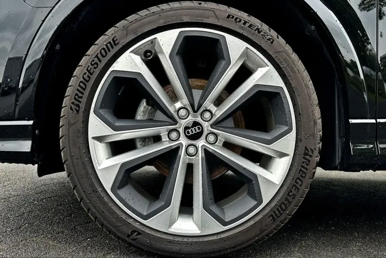 Audi Q3 din 2024 cu 11.250 km - oferta AUD230485 - foto 8