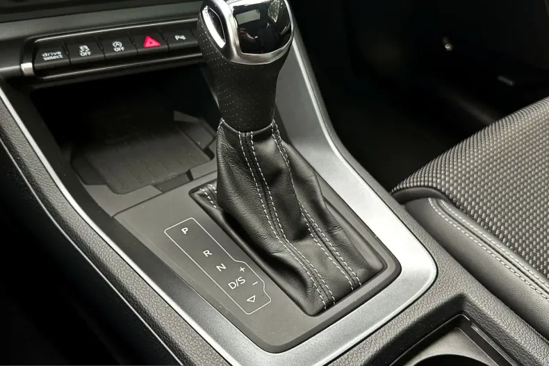 Audi Q3 din 2024 cu 11.250 km - oferta AUD230485 - foto 21
