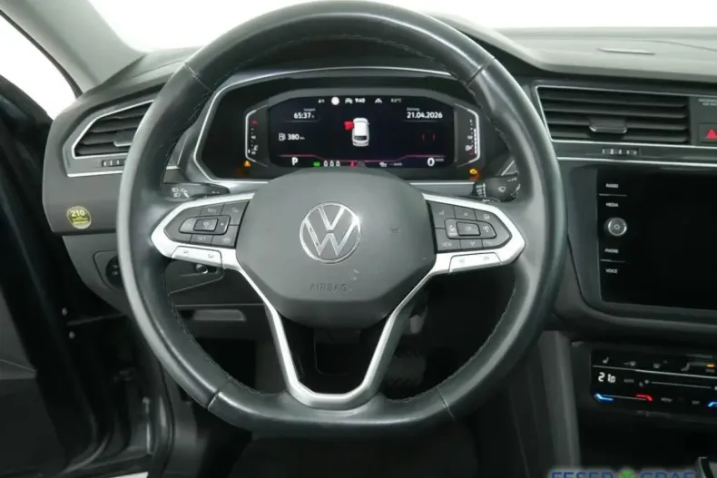 Volkswagen Tiguan din 2023 cu 81.611 km - oferta VOL230486 - foto 11