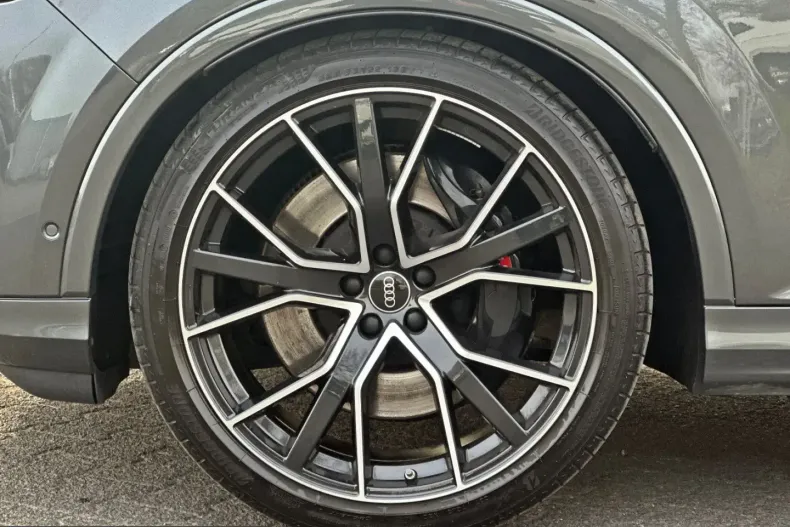 Audi SQ7 din 2024 cu 72.490 km - oferta AUD230491 - foto 8