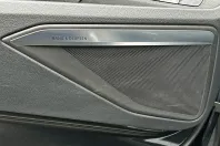 Audi Q8 e-tron din 2023 cu 61.980 km - oferta AUD230493 - foto 9