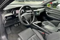 Audi Q8 e-tron din 2023 cu 61.980 km - oferta AUD230493 - foto 11