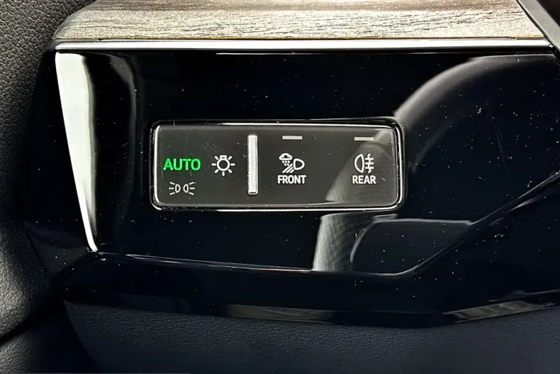 Audi Q8 e-tron din 2023 cu 61.980 km - oferta AUD230493 - foto 19
