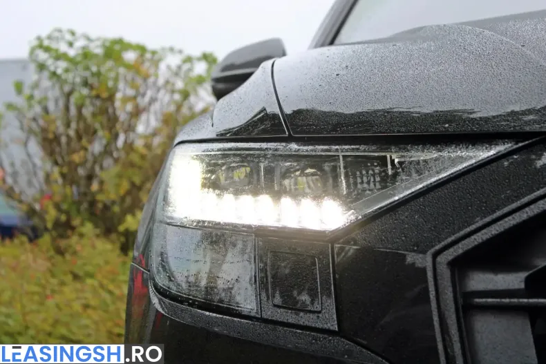 Audi SQ8 din 2023 cu 43.290 km - oferta AUD230494 - foto 4