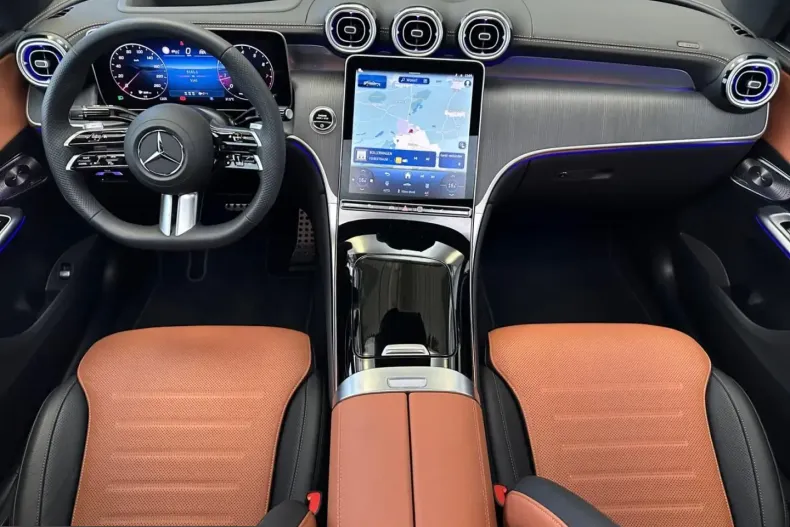 Mercedes-Benz GLC 300 (Clasa GLC) din 2024 cu 5.140 km - oferta MER230495 - foto 8