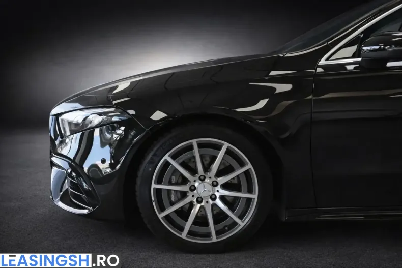 Mercedes-Benz A 45 AMG (Clasa A) din 2021 cu 28.576 km - oferta MER230501 - foto 4