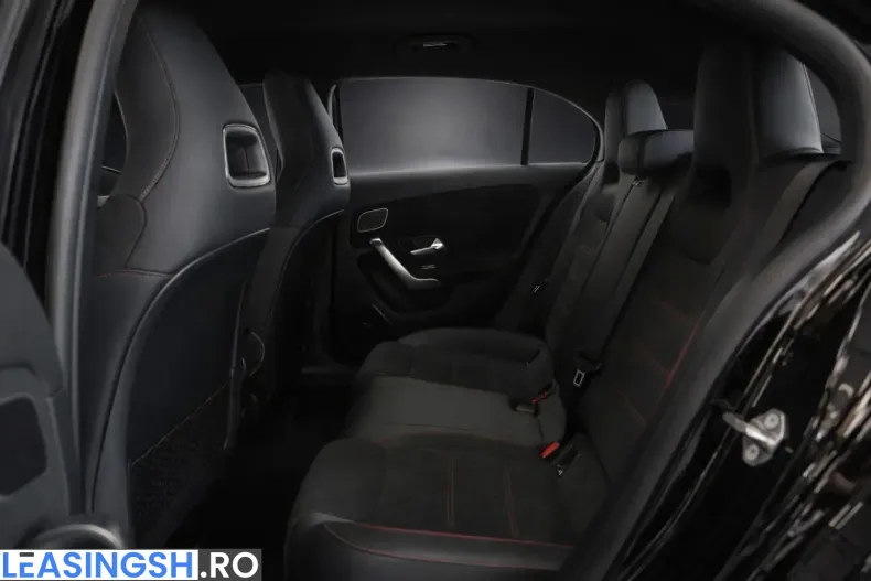 Mercedes-Benz A 45 AMG (Clasa A) din 2021 cu 28.576 km - oferta MER230501 - foto 12