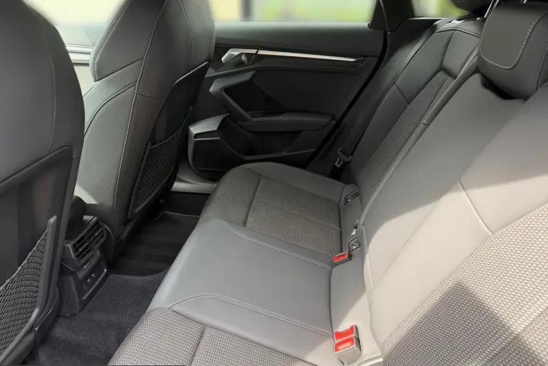 Audi S3 din 2022 cu 42.023 km - oferta AUD230504 - foto 8