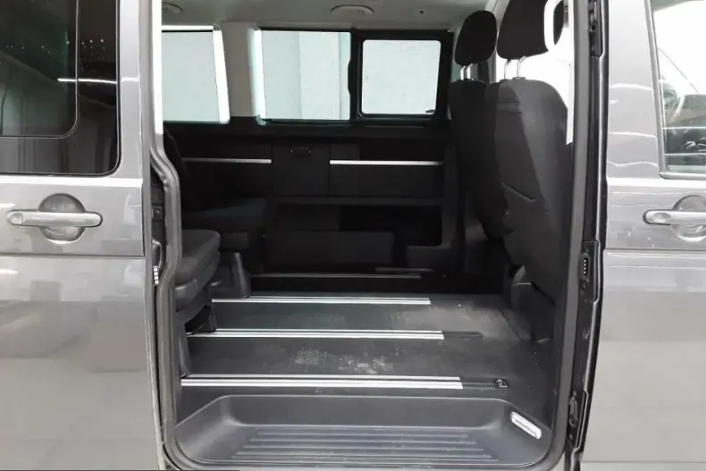 Volkswagen T6 Multivan din 2022 cu 55.880 km - oferta VOL230522 - foto 8