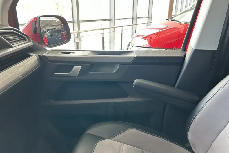 Volkswagen T6 Multivan din 2022 cu 75.267 km - oferta VOL230528 - foto 18
