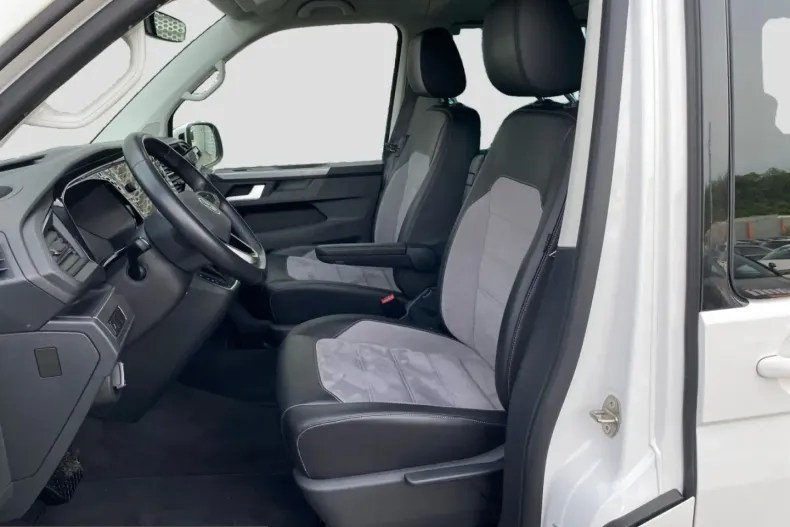 Volkswagen T6 Multivan din 2021 cu 65.794 km - oferta VOL230529 - foto 8