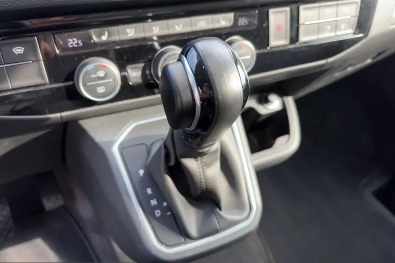 Volkswagen T6 Multivan din 2021 cu 53.955 km - oferta VOL230530 - foto 10