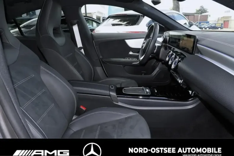 Mercedes-Benz CLA 200 (Clasa CLA) din 2025 cu 9.121 km - oferta MER230532 - foto 11