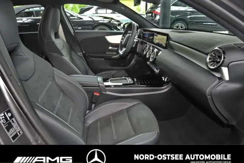 Mercedes-Benz A 200 (Clasa A) din 2025 cu 9.933 km - oferta MER230534 - foto 10