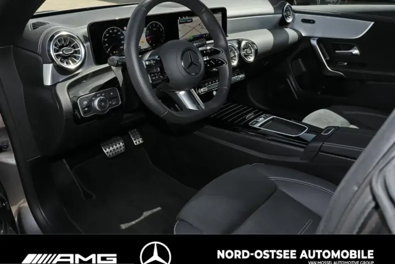 Mercedes-Benz CLA 200 (Clasa CLA) din 2025 cu 12.122 km - oferta MER230536 - foto 7