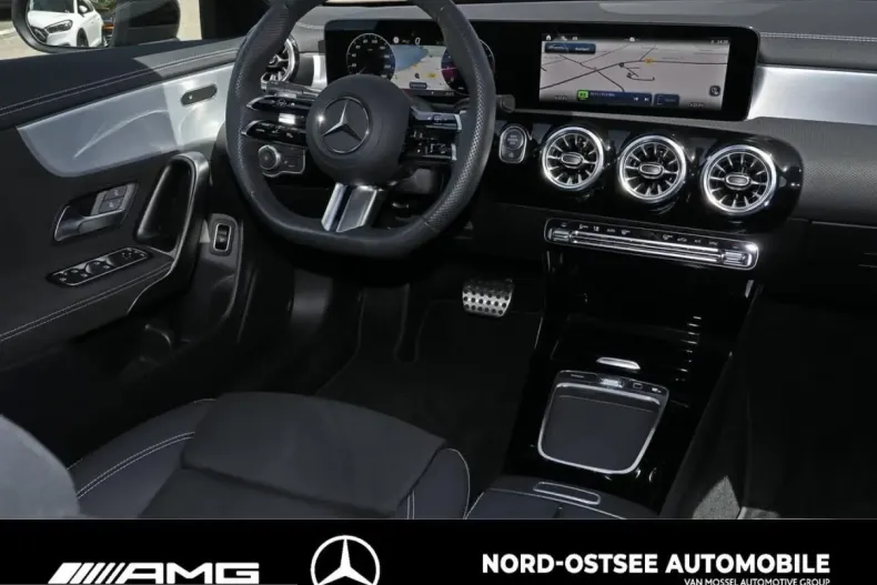 Mercedes-Benz CLA 200 (Clasa CLA) din 2025 cu 12.122 km - oferta MER230536 - foto 9