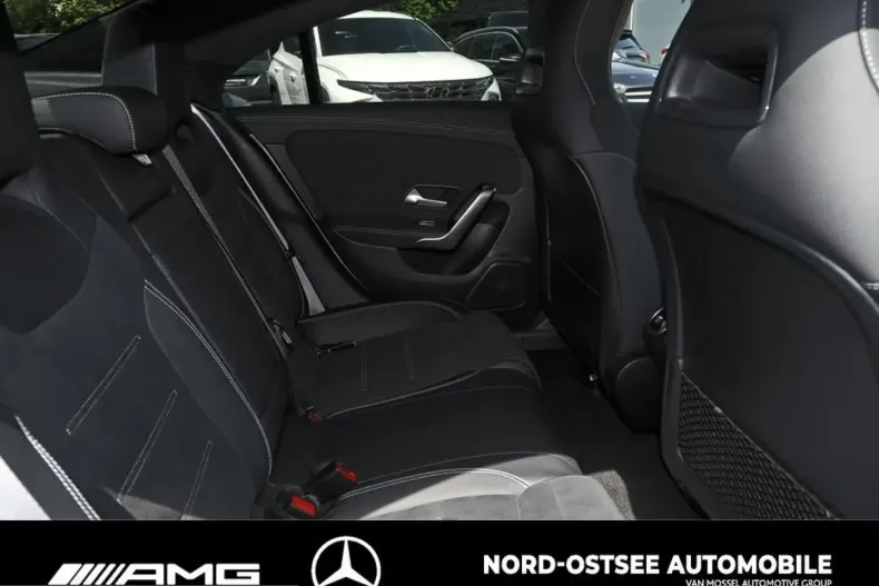 Mercedes-Benz CLA 200 (Clasa CLA) din 2025 cu 12.122 km - oferta MER230536 - foto 13