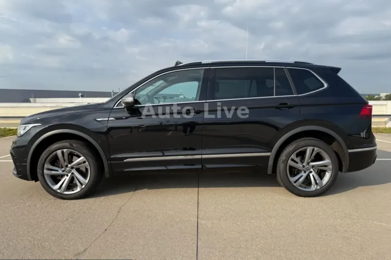 Volkswagen Tiguan Allspace din 2022 cu 56.850 km - oferta VOL230538 - foto 2