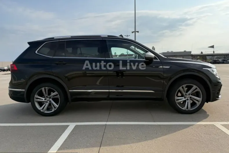 Volkswagen Tiguan Allspace din 2022 cu 56.850 km - oferta VOL230538 - foto 6