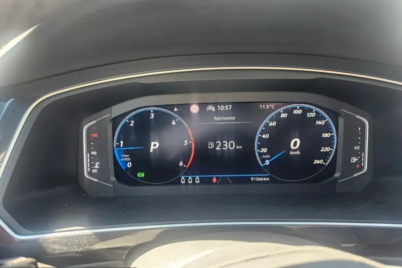 Volkswagen Tiguan din 2021 cu 92.000 km - oferta VOL230540 - foto 32