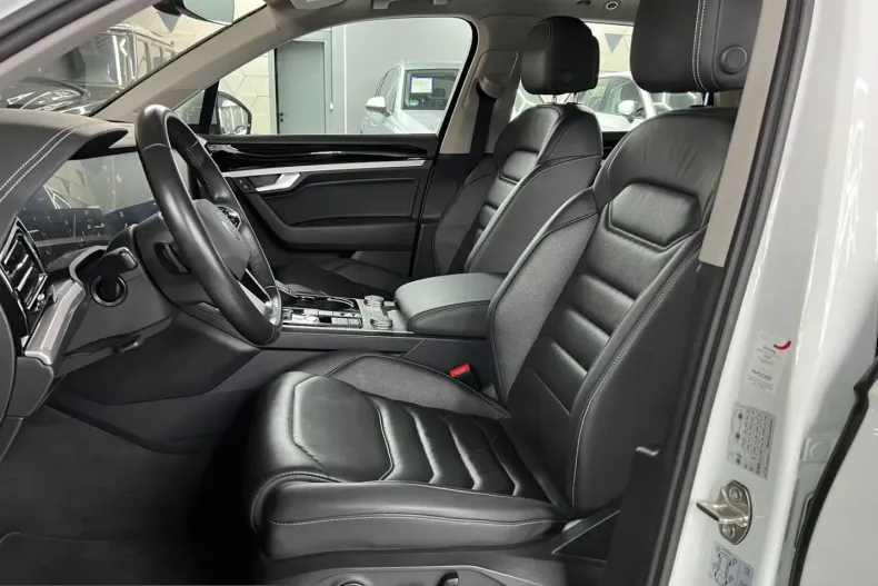Volkswagen Touareg din 2022 cu 89.000 km - oferta VOL230542 - foto 14