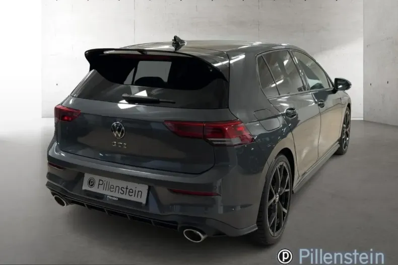 Volkswagen Golf din 2023 cu 39.650 km - oferta VOL230549 - foto 4
