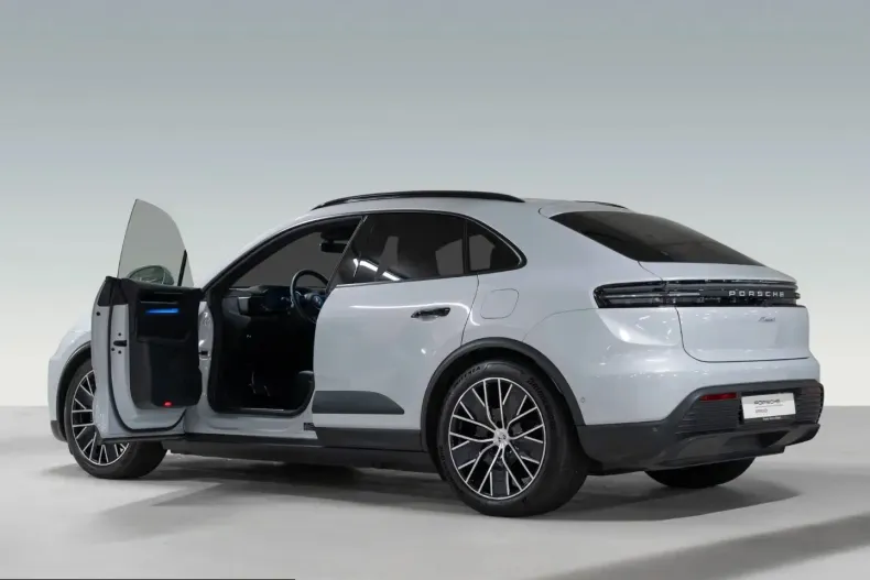 Porsche Macan din 2024 cu 22.500 km - oferta POR230551 - foto 7