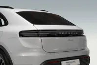 Porsche Macan din 2024 cu 22.500 km - oferta POR230551 - foto 12