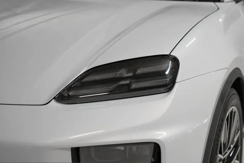 Porsche Macan din 2024 cu 22.500 km - oferta POR230551 - foto 14
